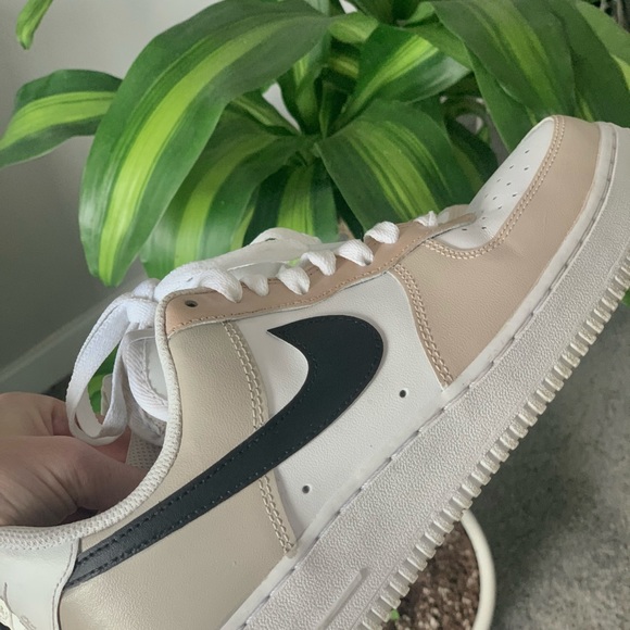 Light tan af1s - Picture 3 of 4